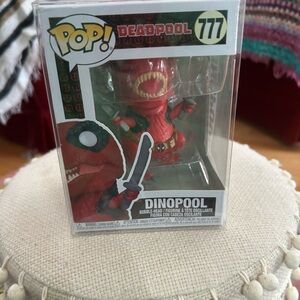 Funko Pop! Vinyl: Marvel - Dinopool #777 W/ Pop Protector